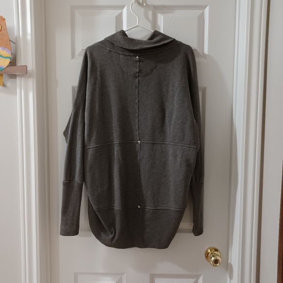 Wilfred Diderot Cardigan - Picture 6 of 7